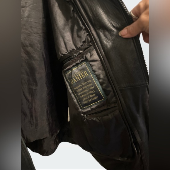 Vintage Danier Black Leather Jacket Size Extra Large - Picture 9 of 12